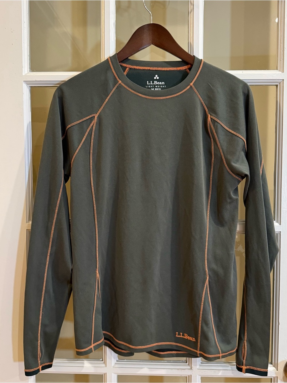 L.L. Bean women’s lightweight base layer medium regular with thumb holes